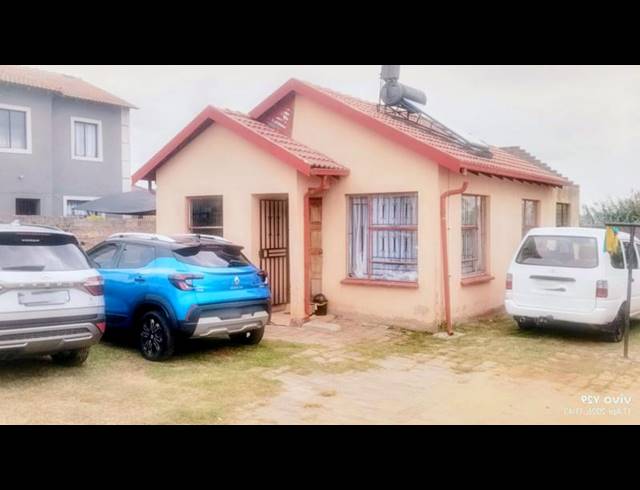 4 BEDROOM HOUSE FOR SALE IN BIRCH ACRES